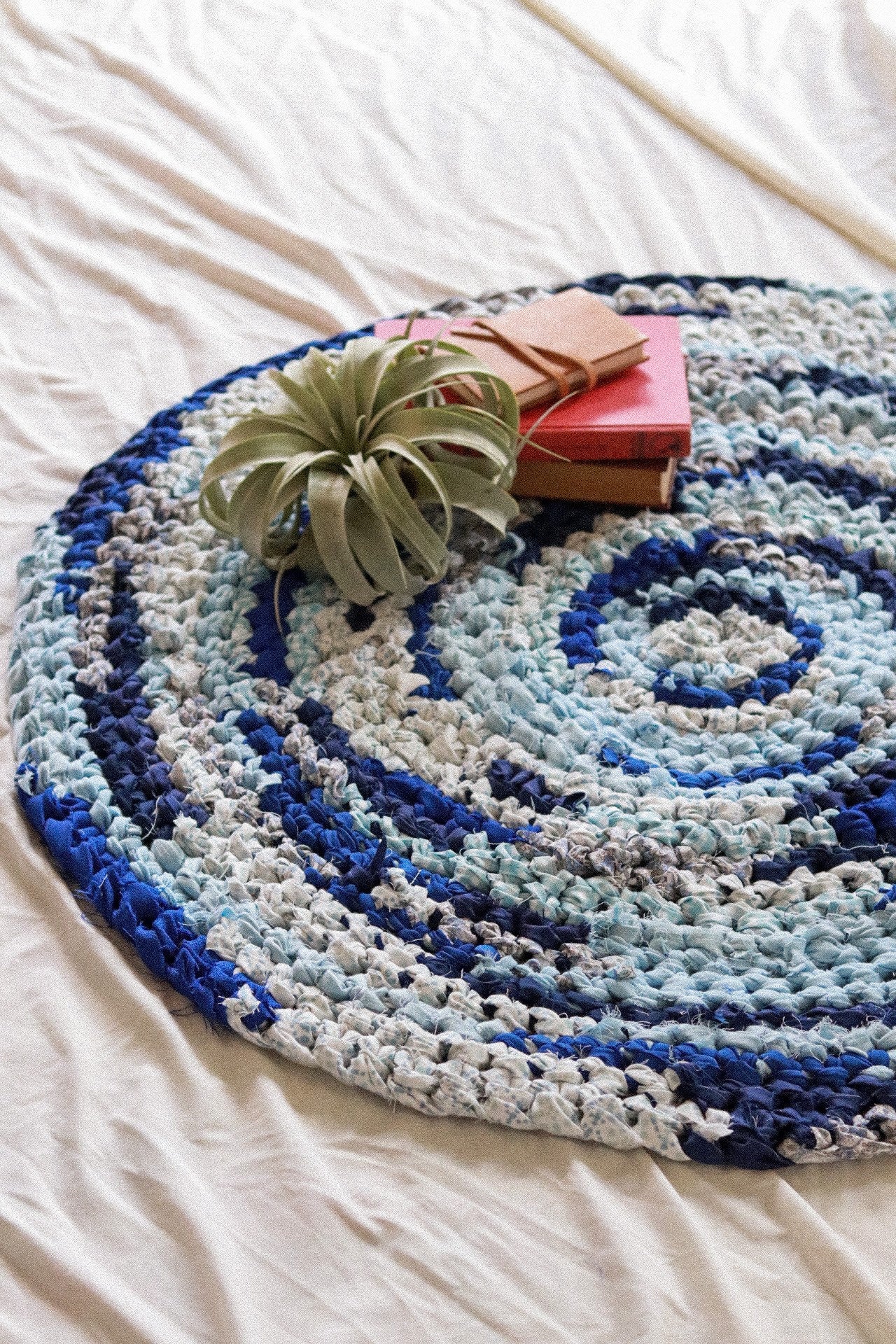 2' Colorful Round Rag Rug, Made top to Order YOU Choose Colors! 2 foot Diameter, Gypsy Hippie Boho Bohemian Upcycled Handmade